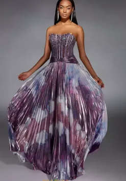 Paris 61781^Alyce New