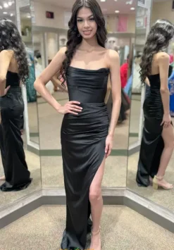 Paris 61492^Alyce Hot