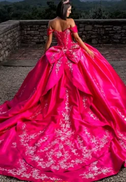 Q1025^Amabella Online