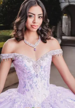 Q1000^Amabella Clearance