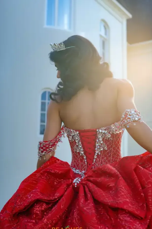 Q1066^Amabella Discount