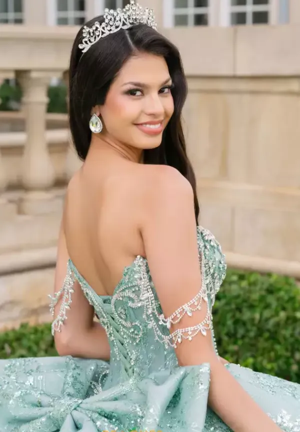 Q1097^Amabella Discount