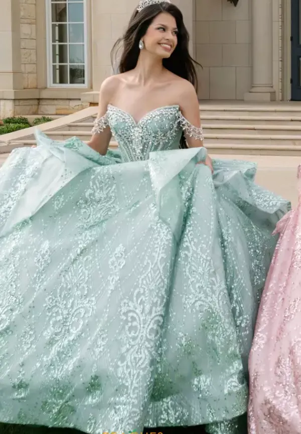 Q1097^Amabella Discount