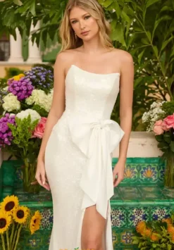 42243^Ava Presley Online