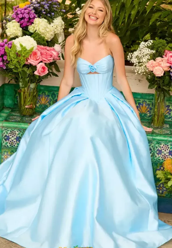 47223^Ava Presley New