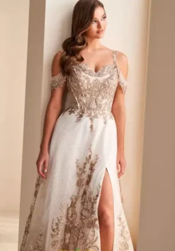 EW36220^Ellie Wilde New