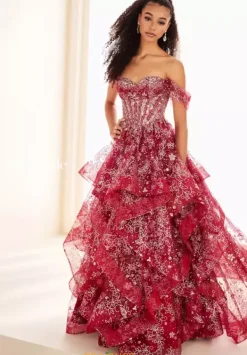 EW37043^Ellie Wilde New