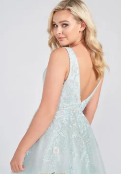 EW122081^Ellie Wilde Best