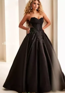 EW37082^Ellie Wilde Hot