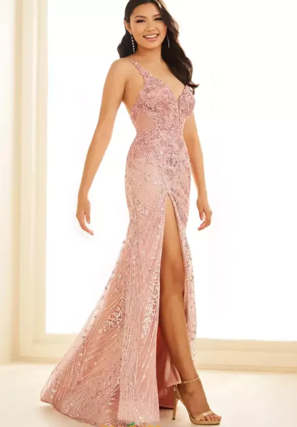 EW36033^Ellie Wilde Online