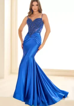 EW36004^Ellie Wilde Online