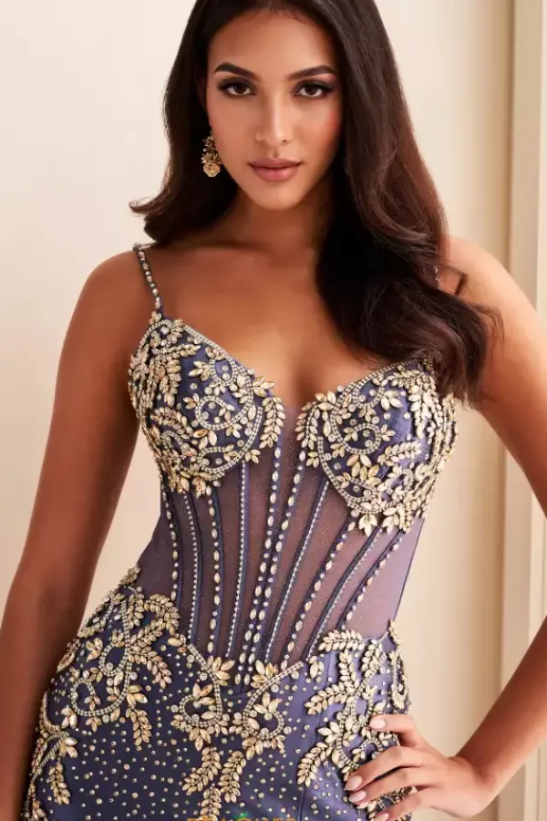 EW37055^Ellie Wilde Online