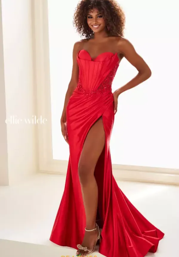 EW37084^Ellie Wilde Hot