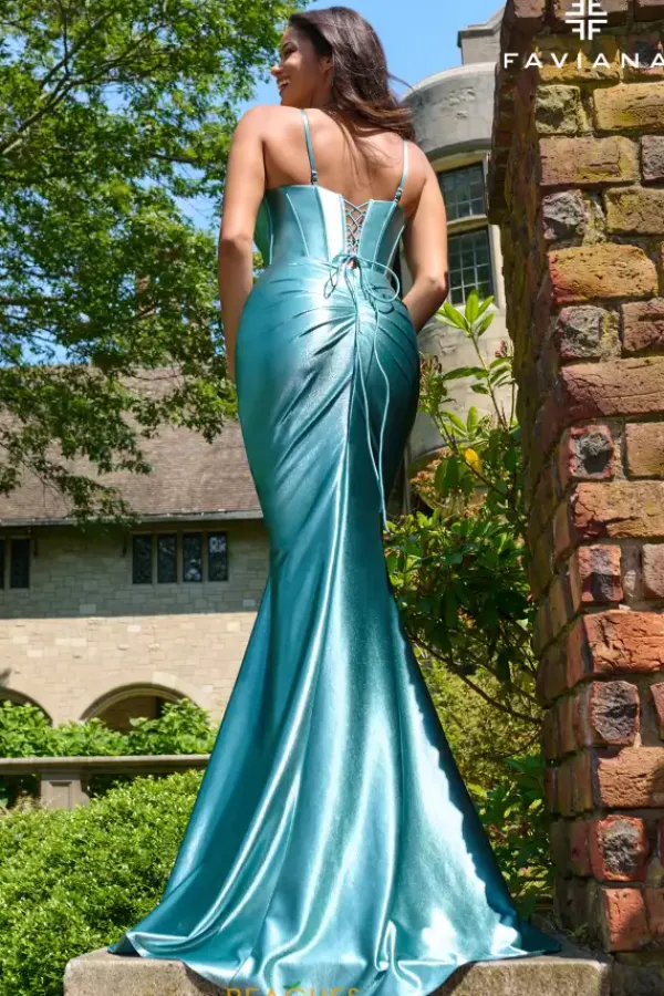 11454^Faviana Online