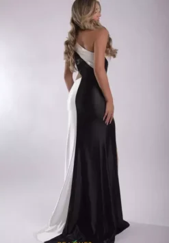 7907^Jasz Couture Sale