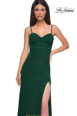 32925^La Femme Online