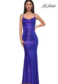 32932^La Femme Online