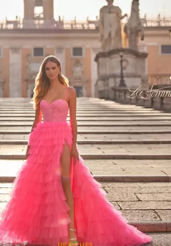 32335^La Femme Clearance