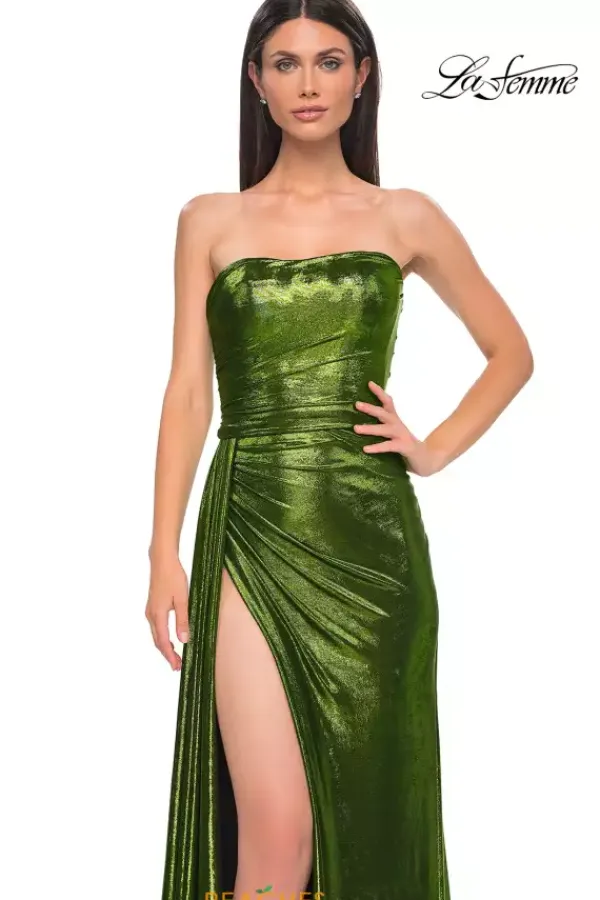 32830^La Femme Online