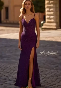 32947^La Femme Online