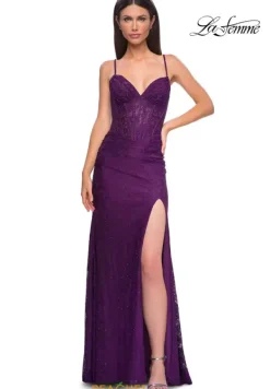 32947^La Femme Online