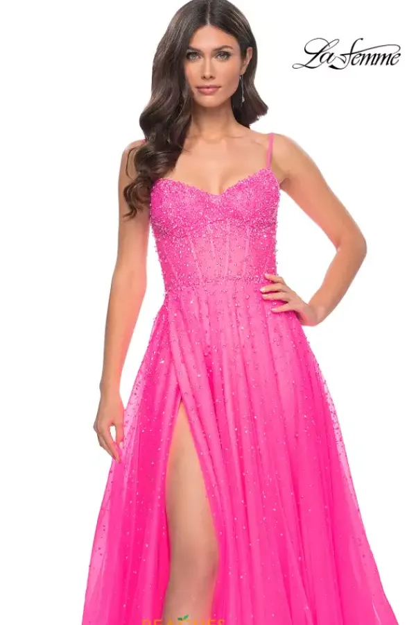 32146^La Femme Online