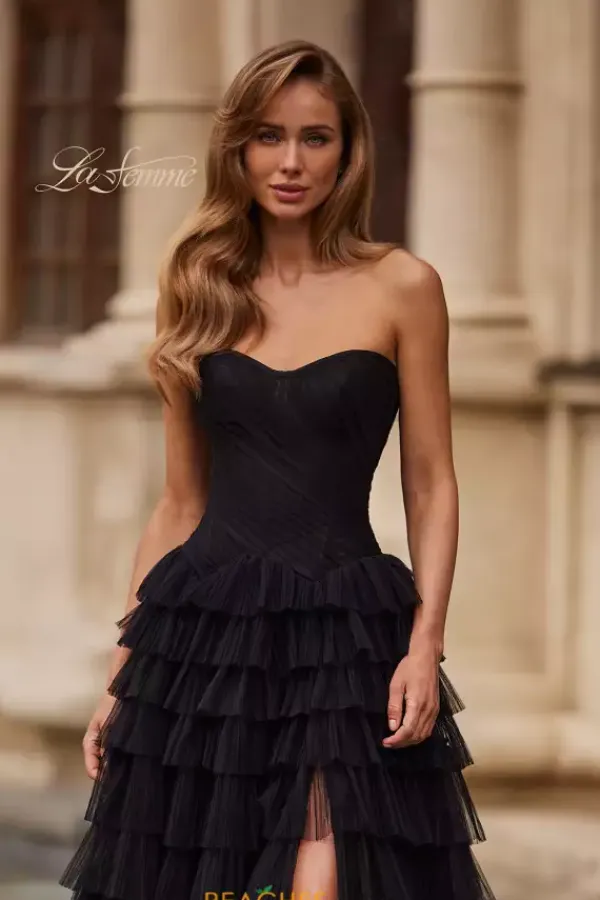 33202^La Femme Outlet