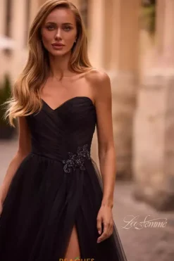 32789^La Femme Discount