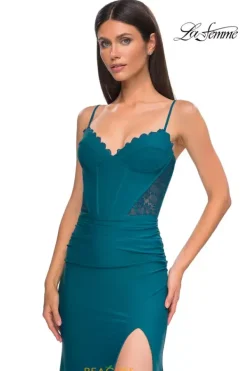 32983^La Femme Clearance