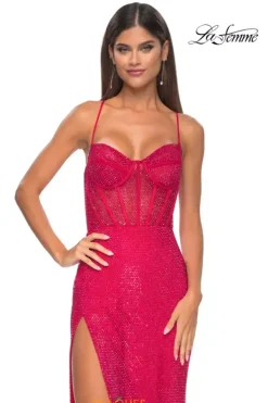 32446^La Femme Online