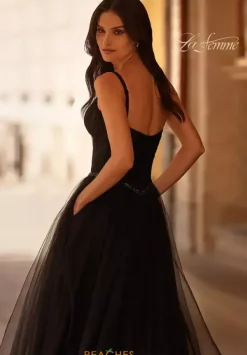 32656^La Femme Clearance