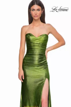 32946^La Femme Clearance