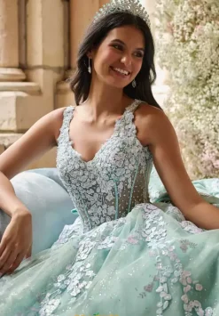 56541^LizLuo Quinceanera Clearance