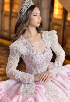 80034^LizLuo Quinceanera Discount