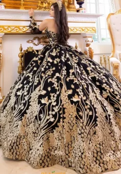 80029^LizLuo Quinceanera Clearance