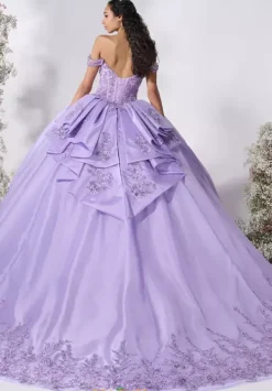 80056^LizLuo Quinceanera Online