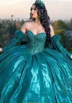 26097^LizLuo Quinceanera Sale