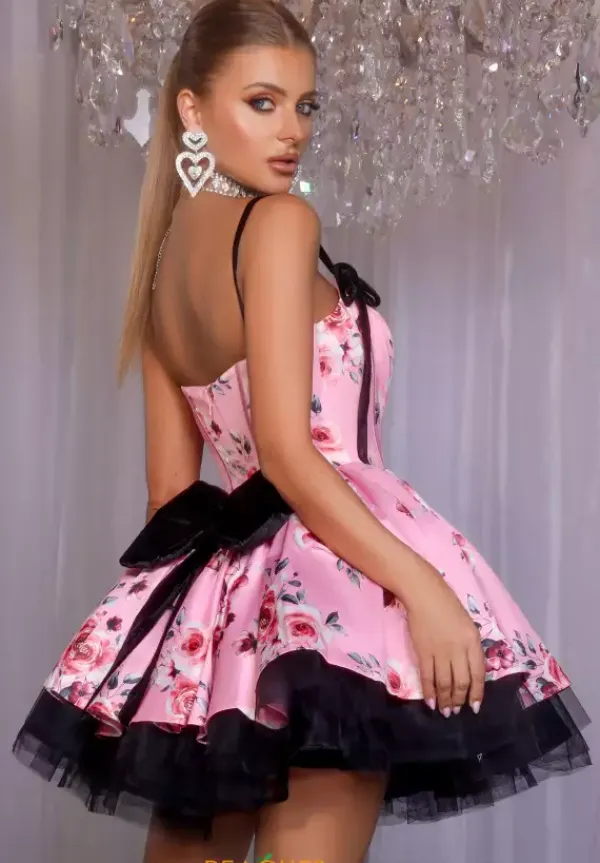 PS25765^Portia and Scarlett Online