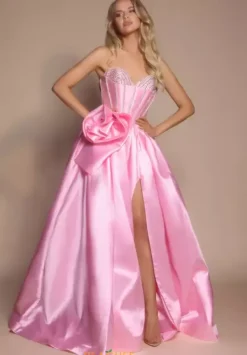 PS26079^Portia and Scarlett Hot