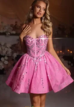 PS25784^Portia and Scarlett Online