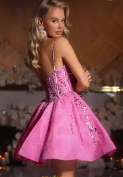 PS25784^Portia and Scarlett Online