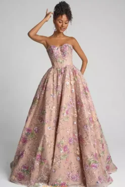 PS26215^Portia and Scarlett