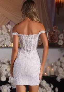 PS25738^Portia and Scarlett Hot