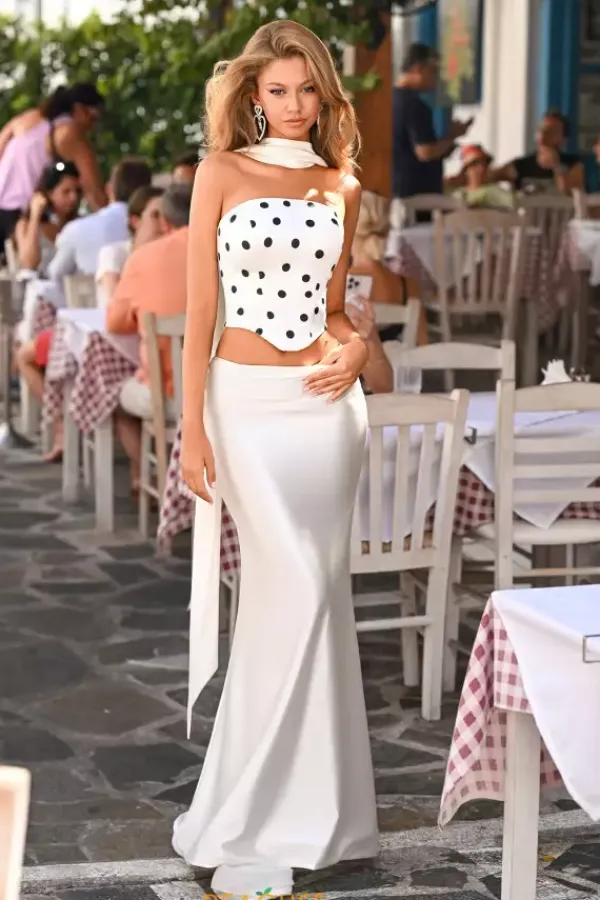 PS26118^Portia and Scarlett Best