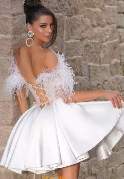 PS24417^Portia and Scarlett