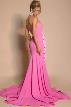 PS26305E^Portia and Scarlett