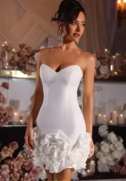 PS25669E^Portia and Scarlett Hot