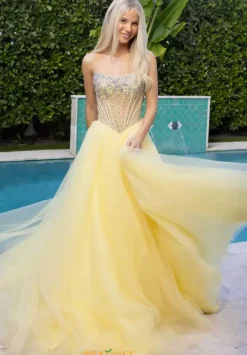 XO047^Portia and Scarlett Online