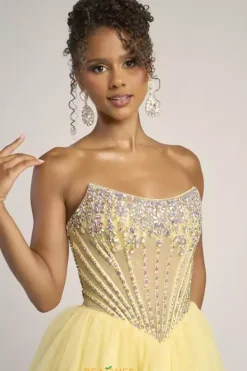 XO047^Portia and Scarlett Online