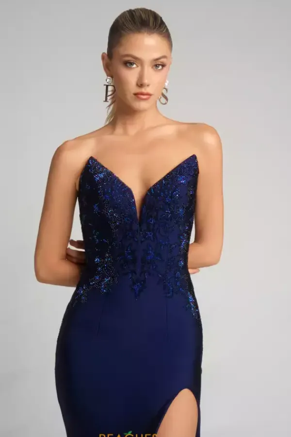 XO067^Portia and Scarlett Sale